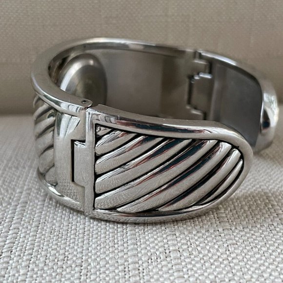 FMD Women Wristwatch Bangle Cuff Band Silver Tone Quartz Analog Watch - Picture 7 of 9